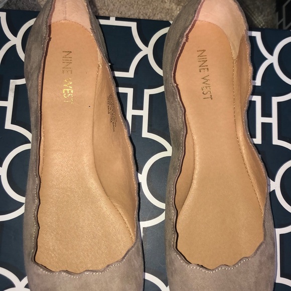 Nine West Tan flats - Picture 6 of 6